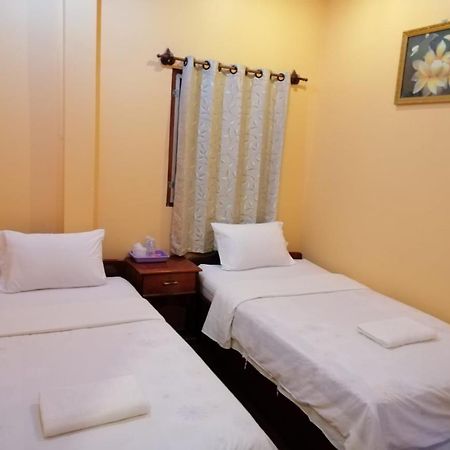 Monsavanh Guesthouse Pakbeng Exterior photo